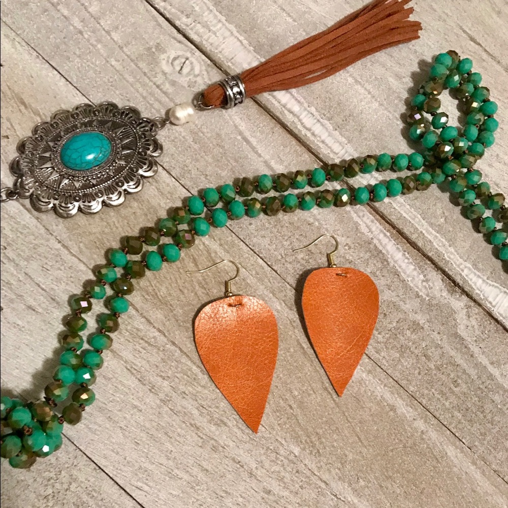 Cognac Leaf Earrings